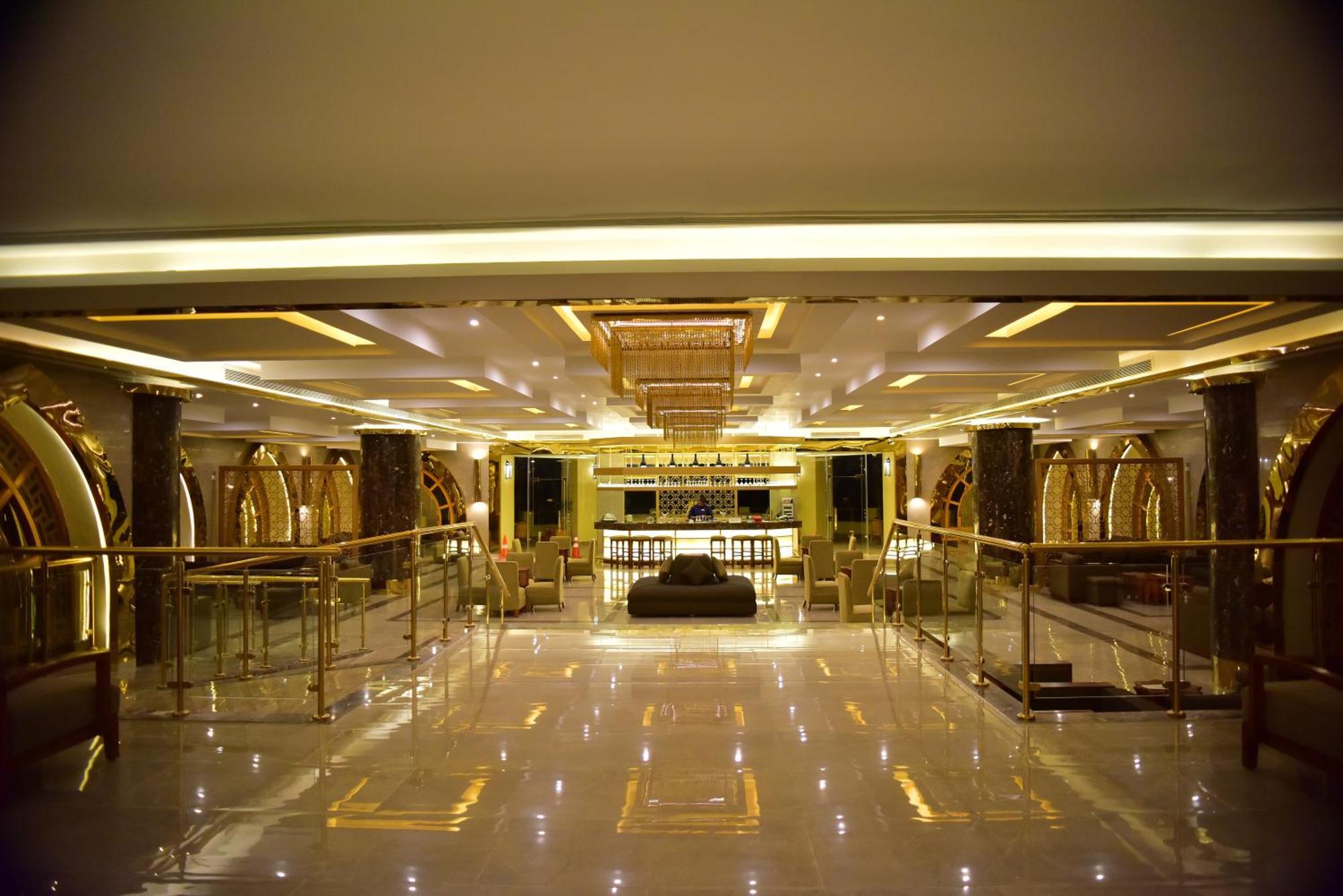 The Grand Hotel Sharm El Sheikh 외부 사진 The lobby of the hotel